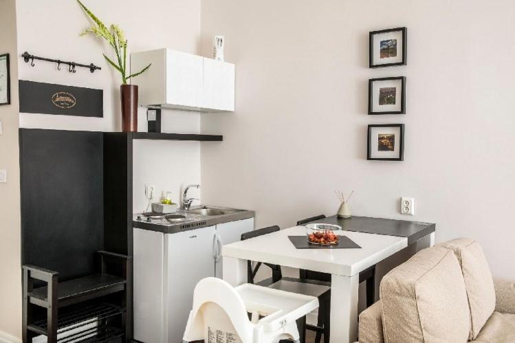 Homerent Dream Apartment Novi Sad Buitenkant foto